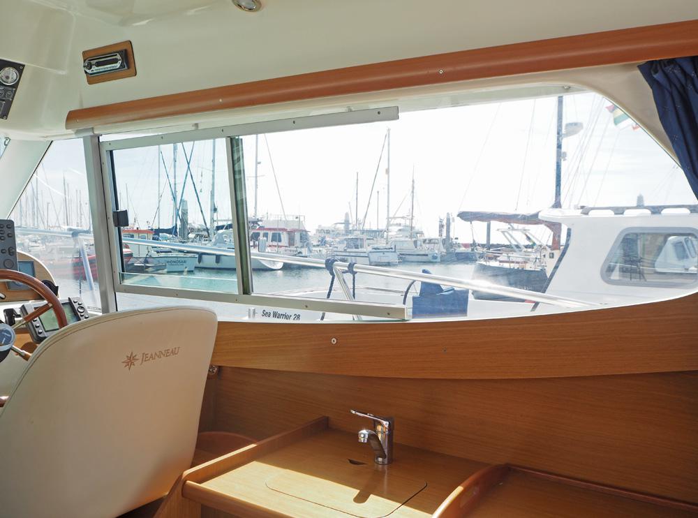 Stuurhuis, Accommodatie